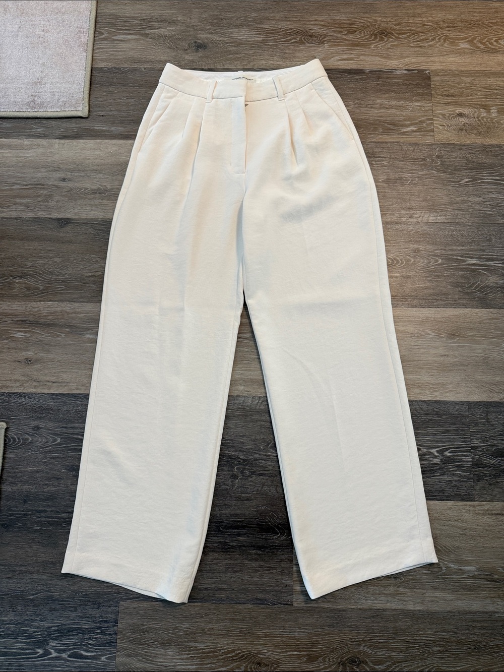 Aritzia Effortless Pant (Regular Length & Crepette  Material)